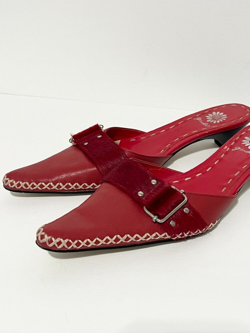 Yellow Box Womens Artsy Pointed Toe Mules 8.5 Red Indie Studio Gallery Folk Boho